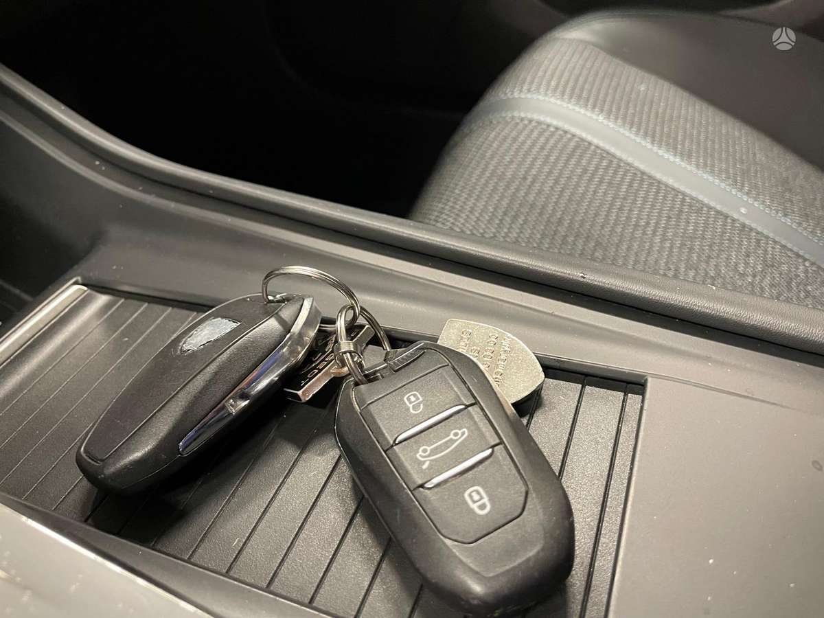 Peugeot 308, 1.2 l., Универсал