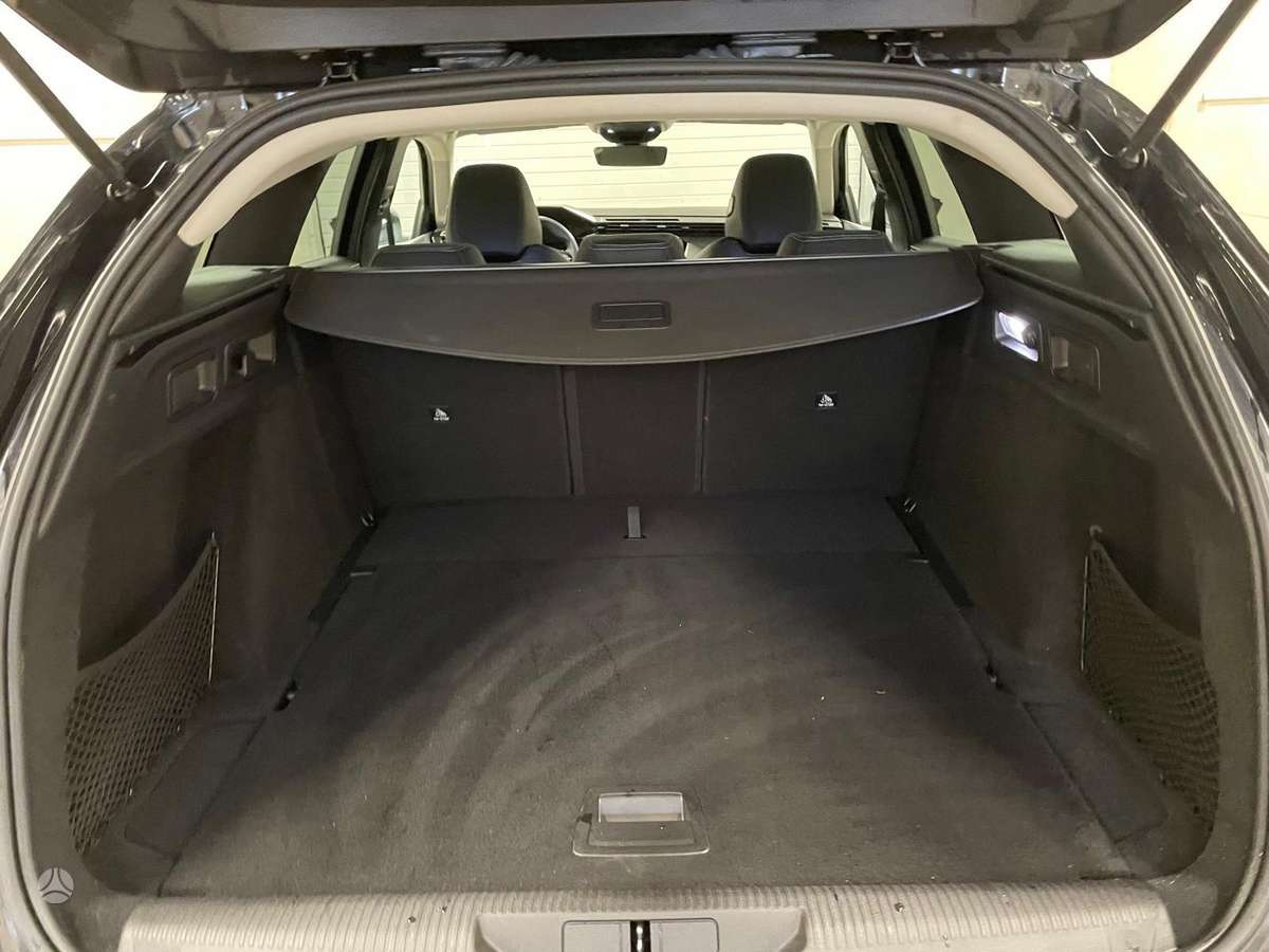 Peugeot 308, 1.2 l., Универсал