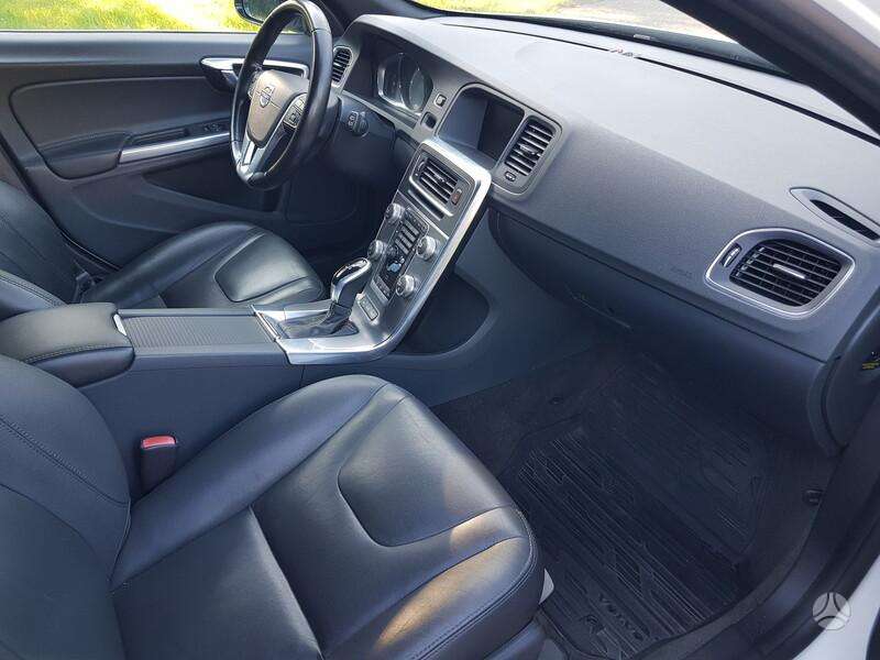 Volvo V60, 2.4 l., Универсал