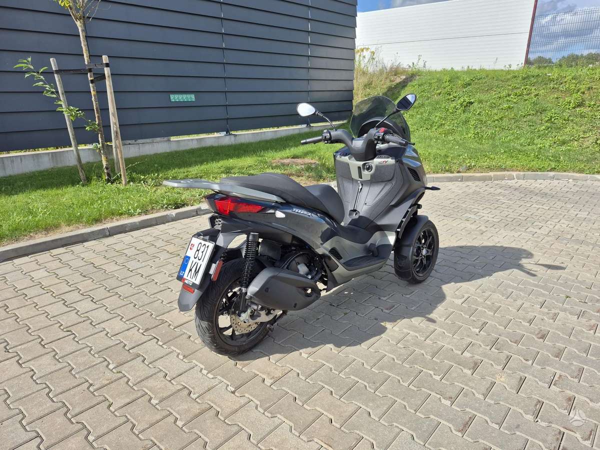 Piaggio MP3 310cc, трициклы