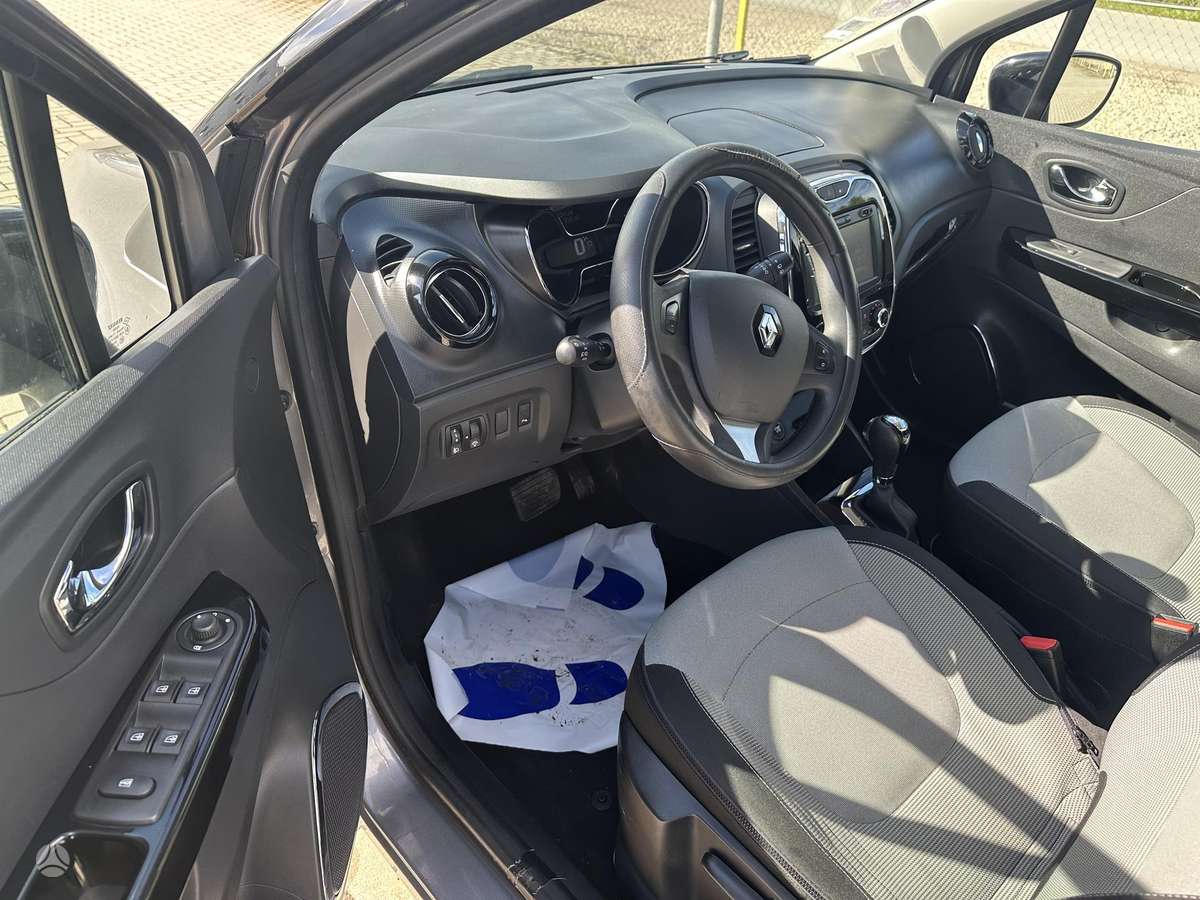 Renault Captur, 1.2 l., off-road / crossover
