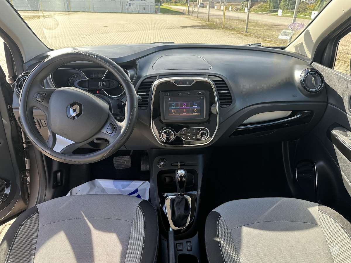 Renault Captur, 1.2 l., off-road / crossover