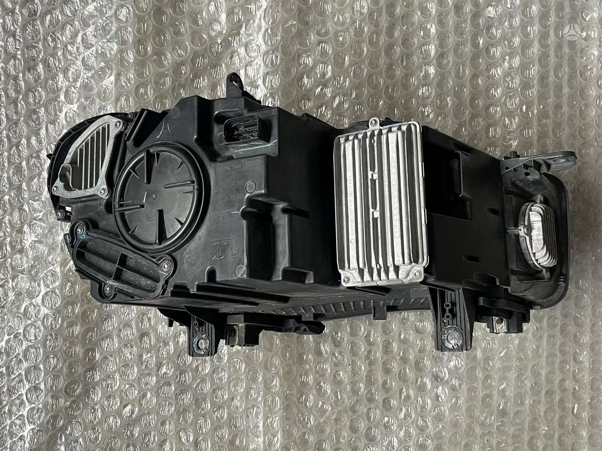 BMW X5 lights
