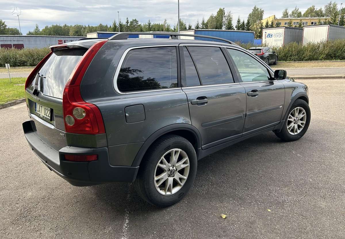 Volvo XC90 - 3