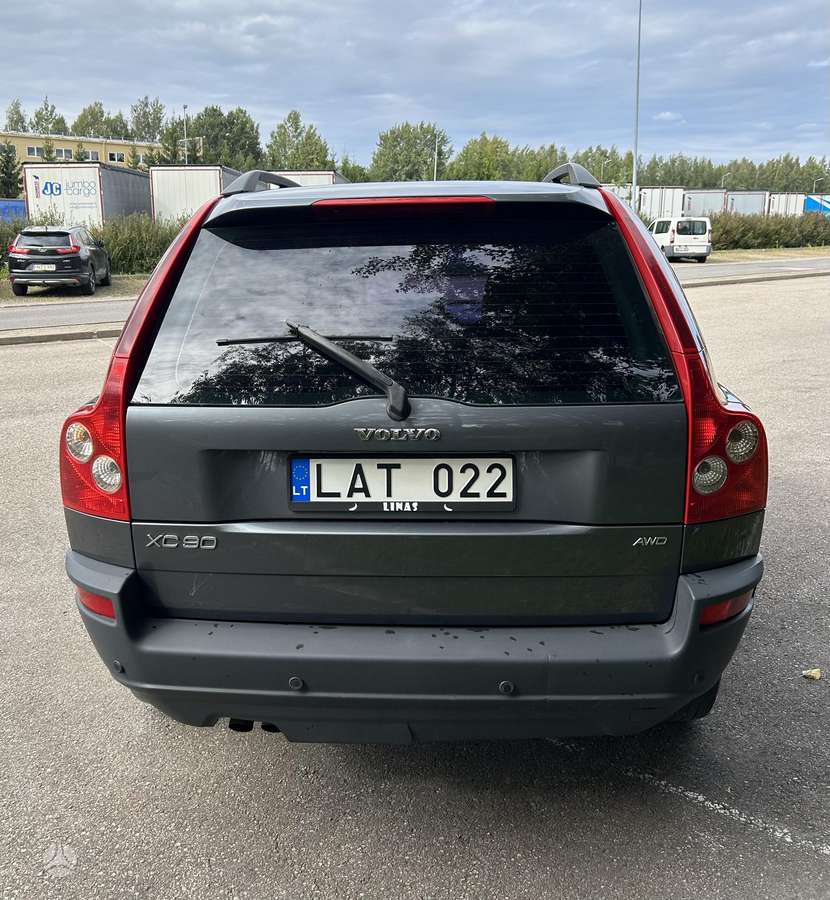 Volvo XC90 - 5