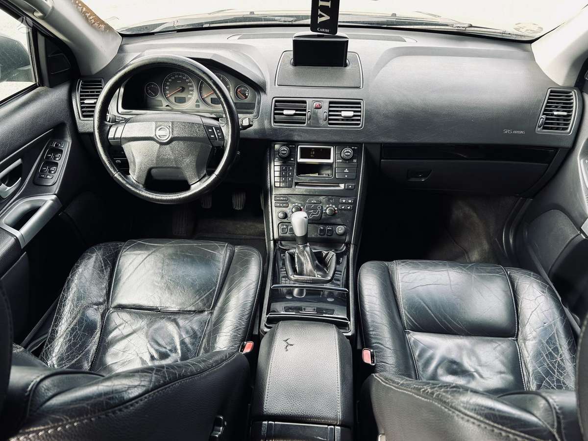 Volvo XC90 - 8