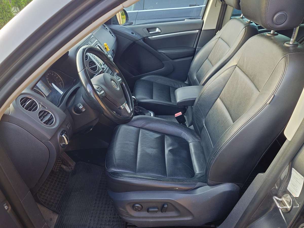 Volkswagen Tiguan - 5