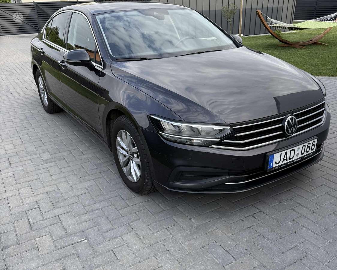 Volkswagen Passat - 8