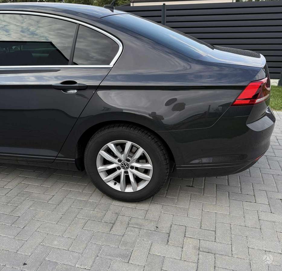 Volkswagen Passat - 3