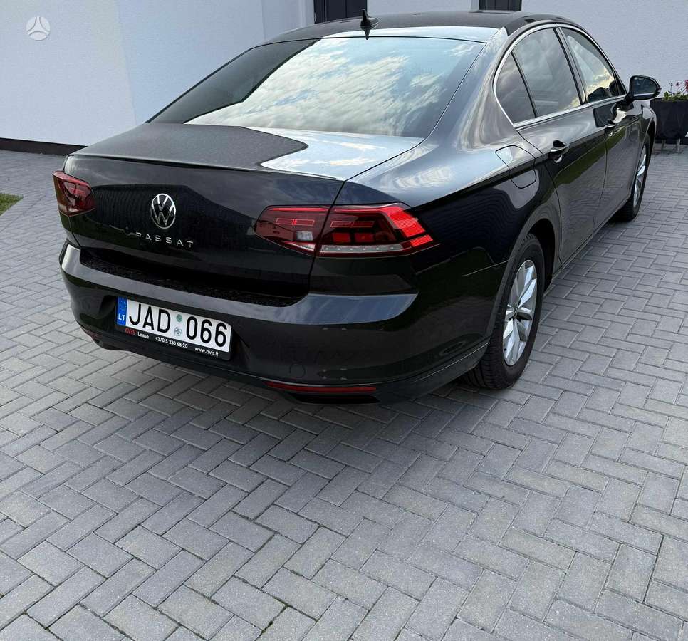 Volkswagen Passat - 5