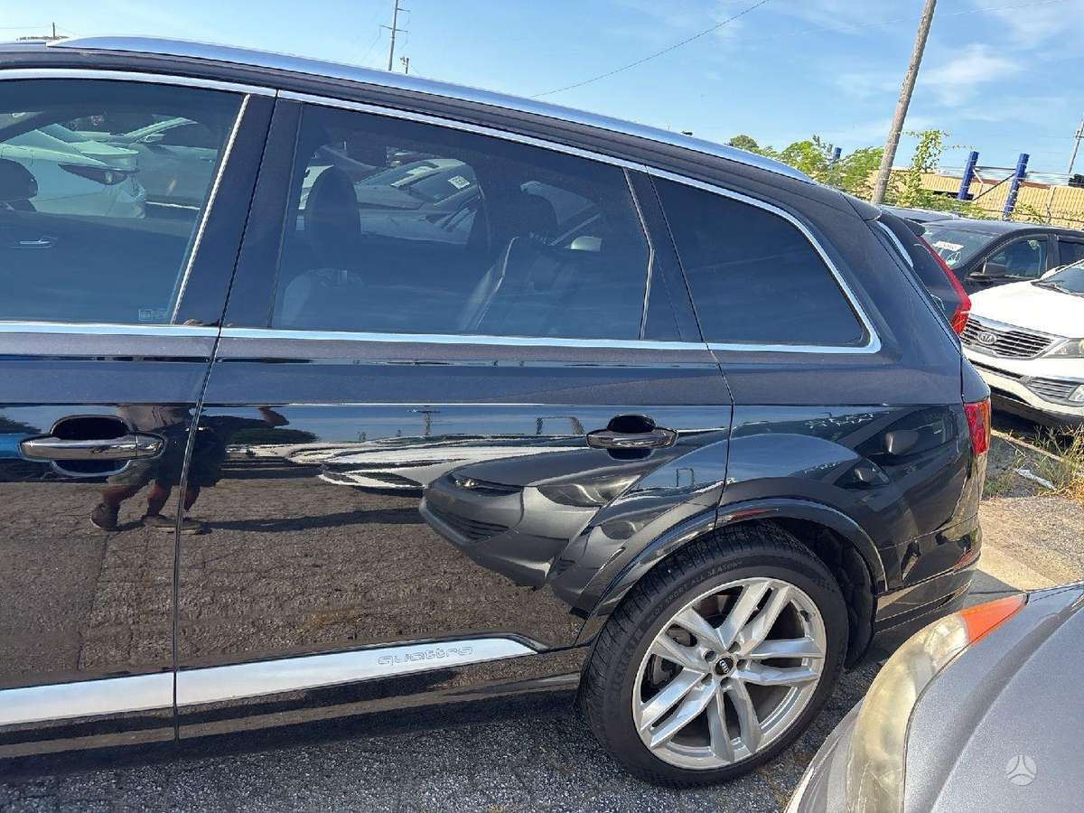 Audi Q7 - 8
