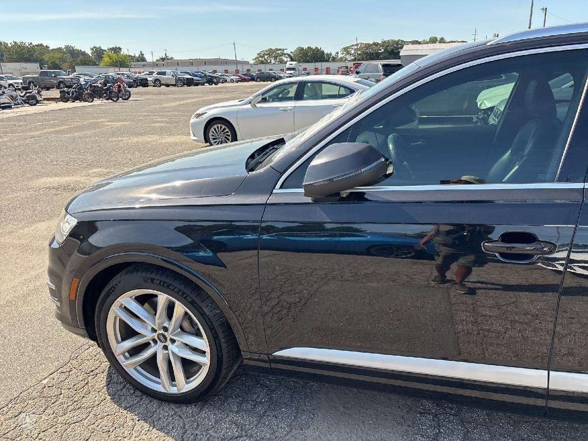 Audi Q7 - 10