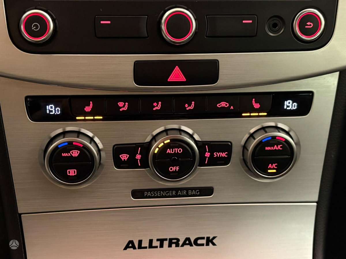 Volkswagen Passat Alltrack, 2.0 l., Универсал