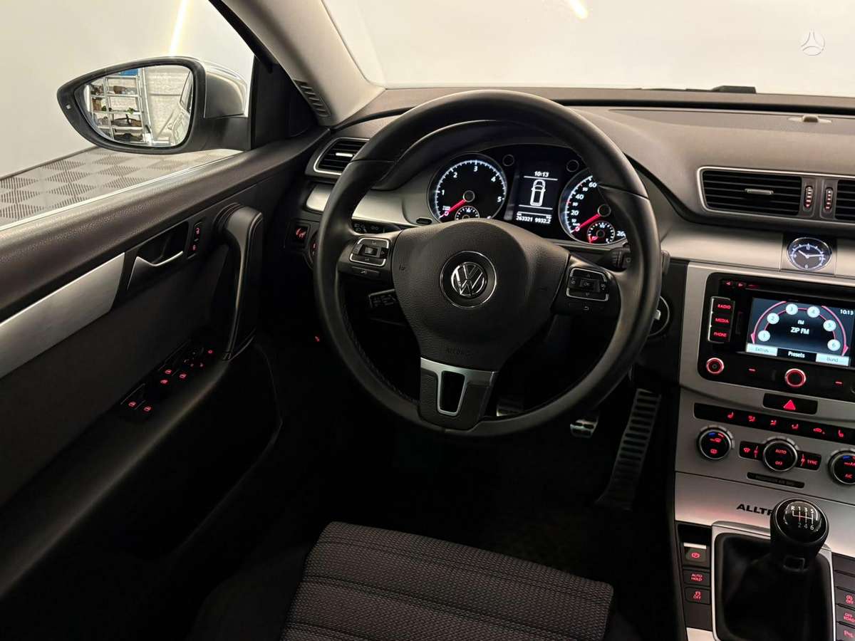 Volkswagen Passat Alltrack, 2.0 l., Универсал