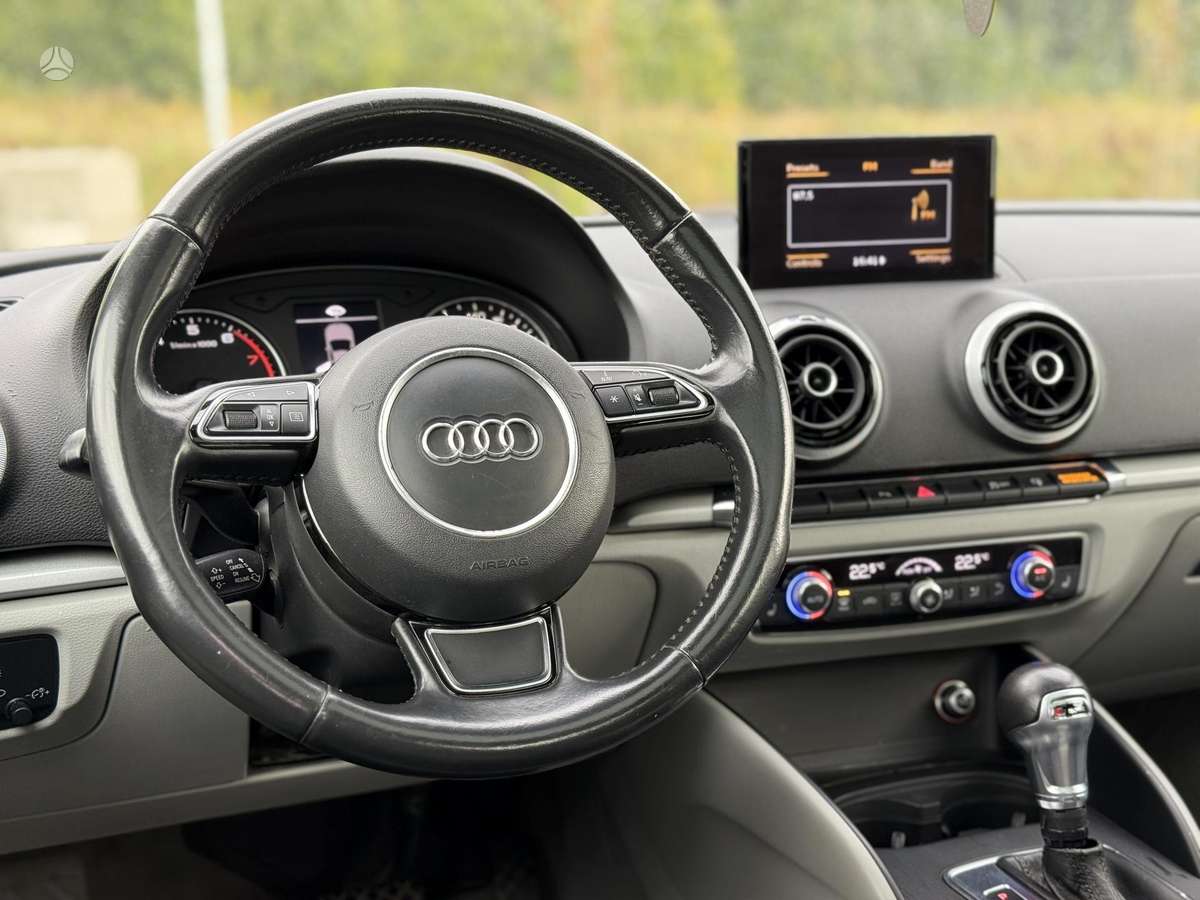 Audi A3, 2.0 l., Седан
