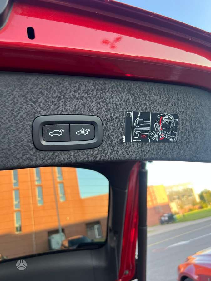Volvo C40 - 6