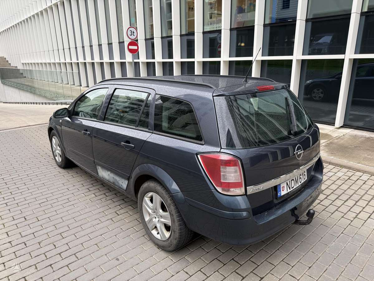 Opel Astra - 4