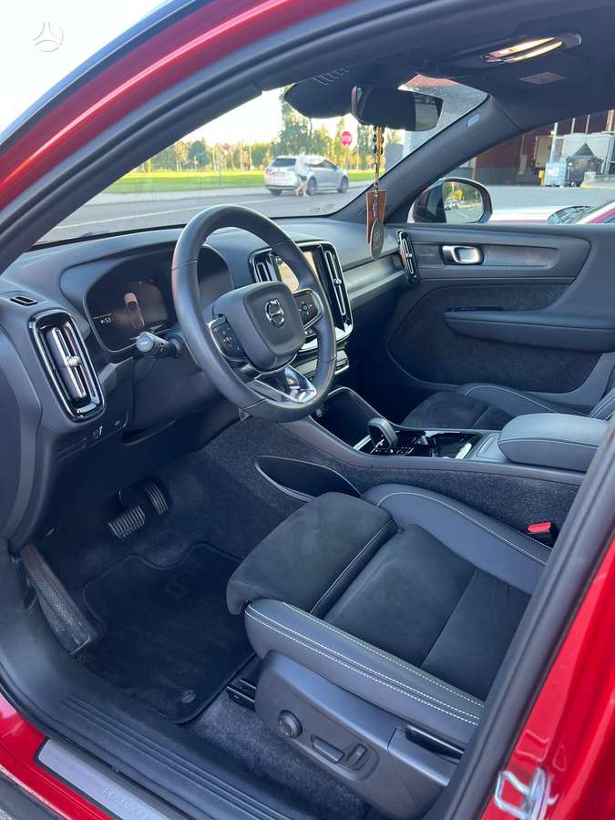 Volvo C40 - 10