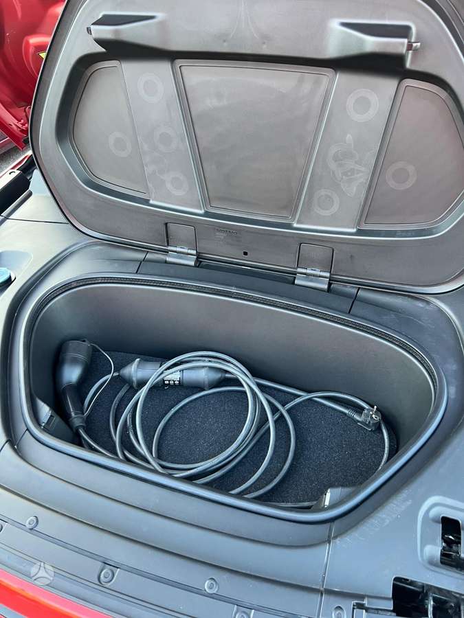 Volvo C40 - 12