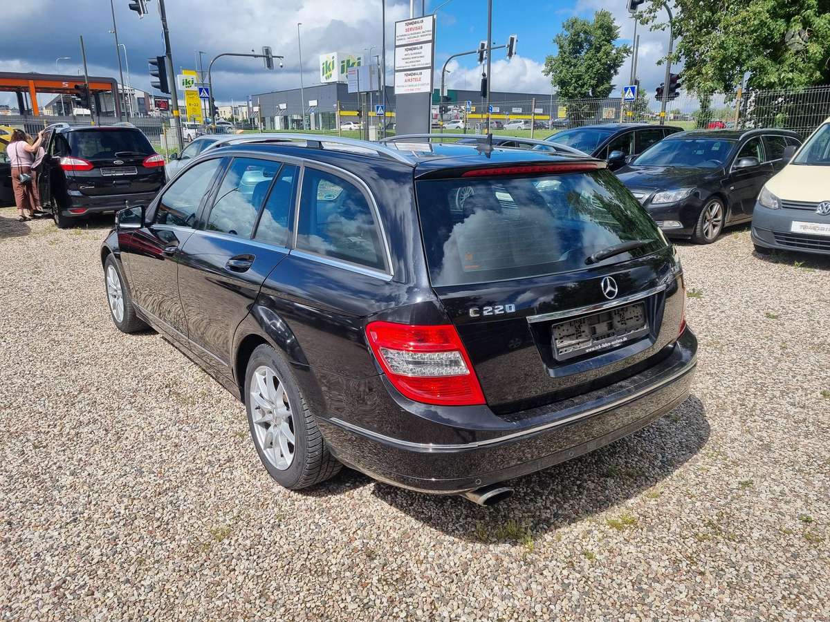 Mercedes-Benz C220 - 3