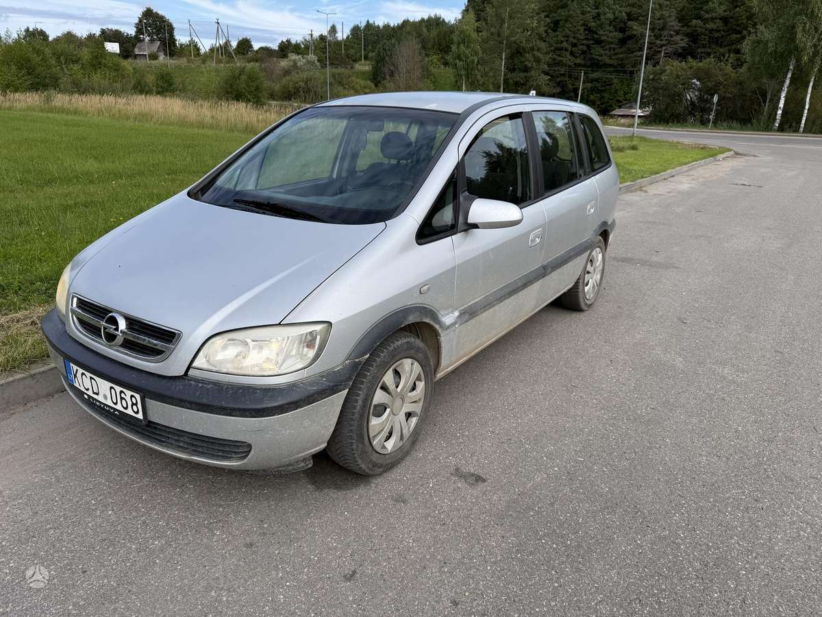 Opel Zafira - 2