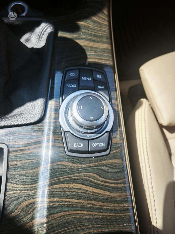 BMW X3, 2.0 l., off-road / crossover