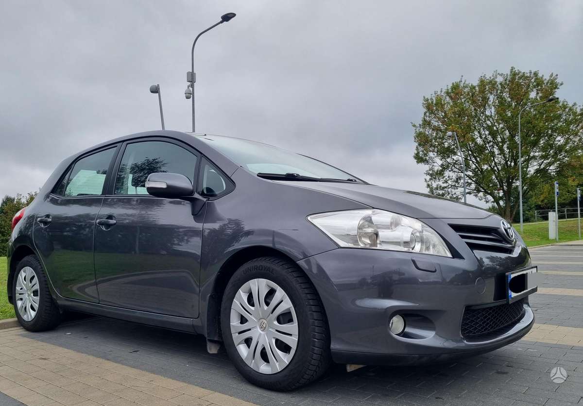 Toyota Auris - 4