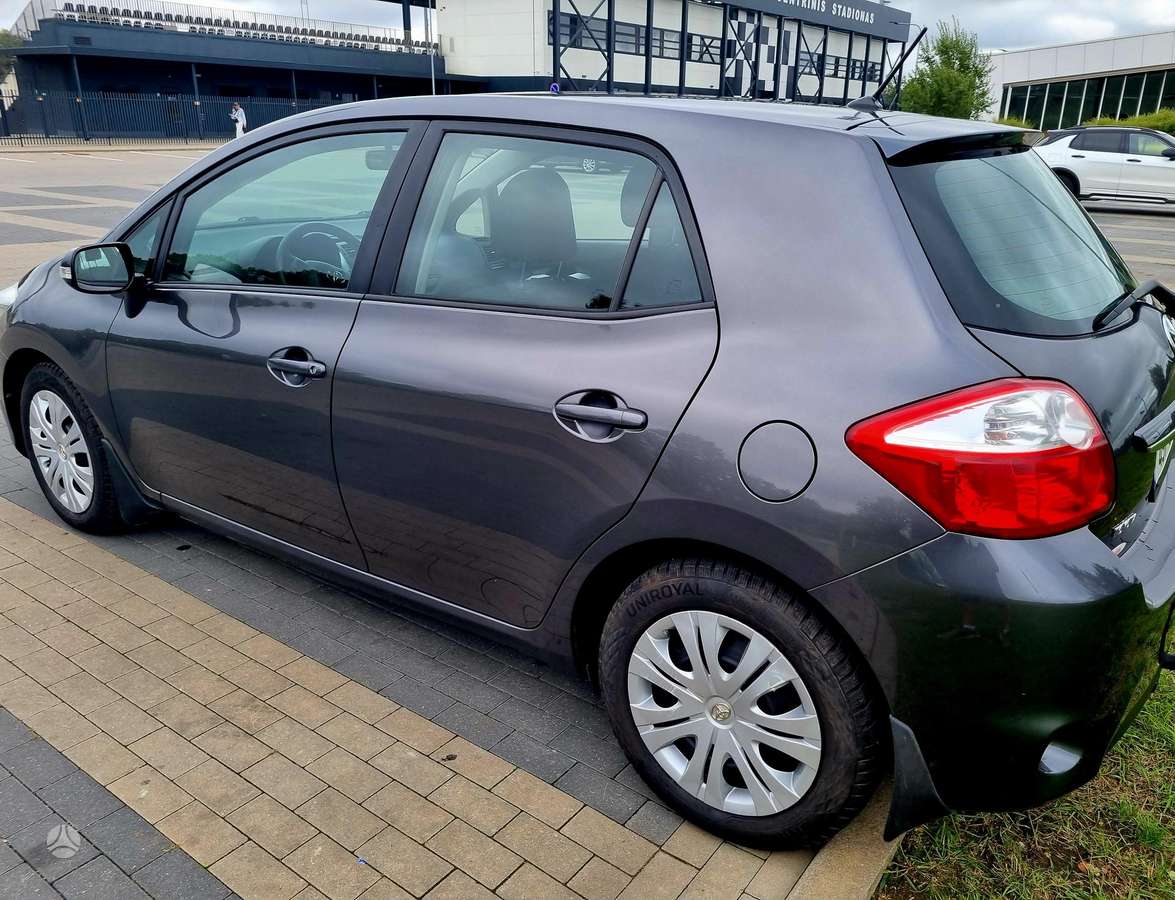 Toyota Auris - 9