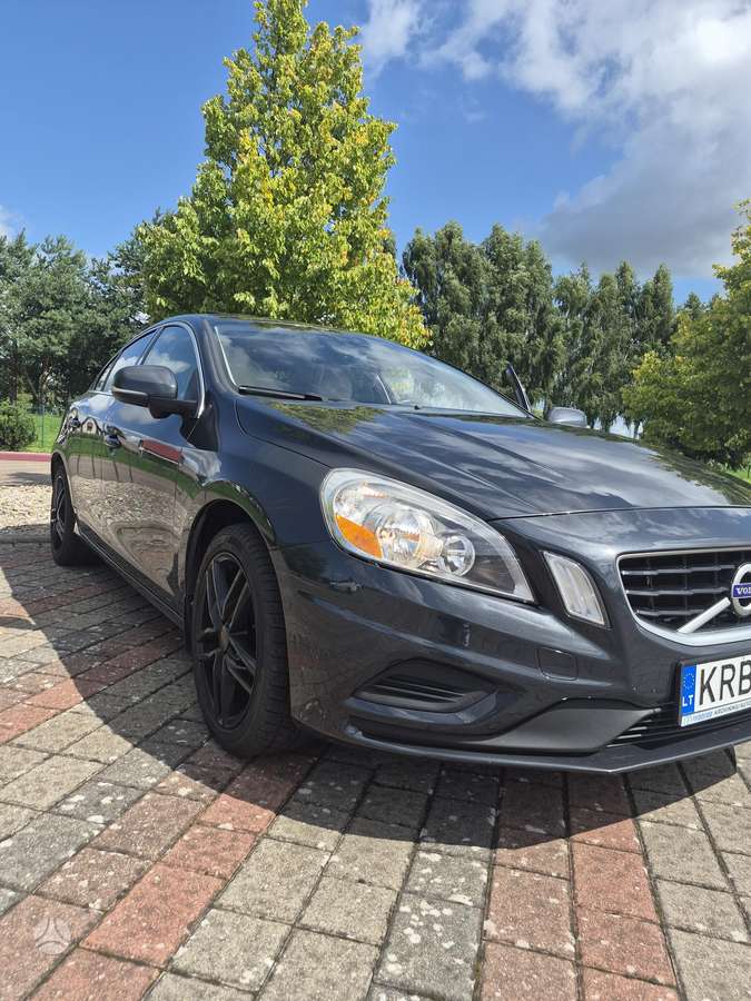 Volvo S60 - 2