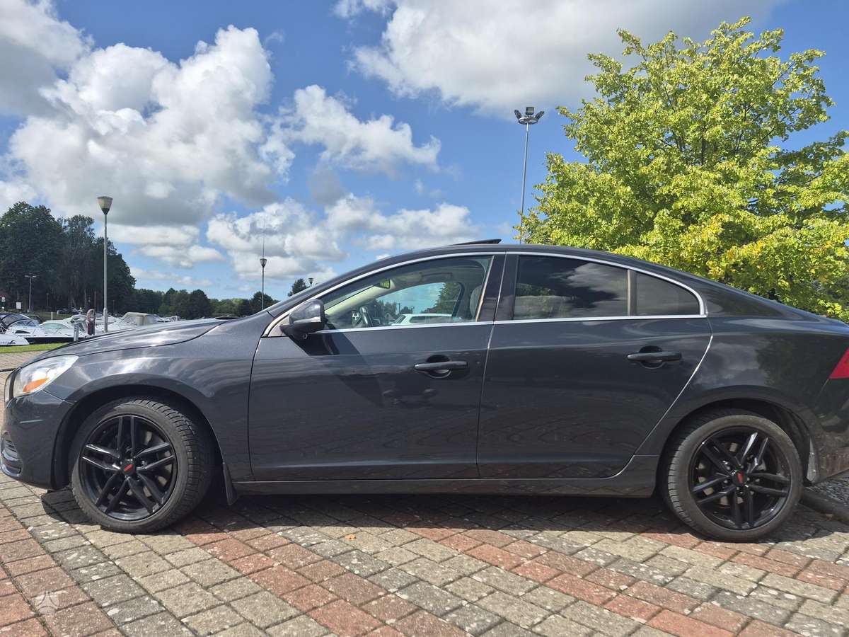 Volvo S60 - 6