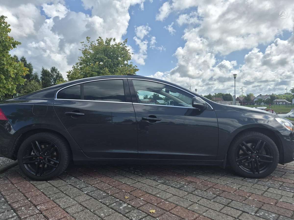 Volvo S60 - 10