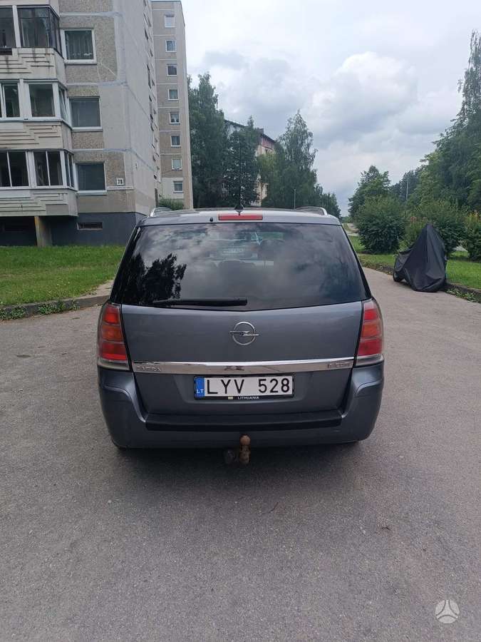 Opel Zafira - 3