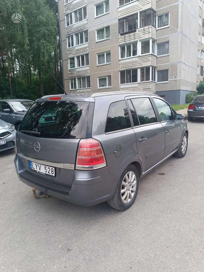 Opel Zafira - 4