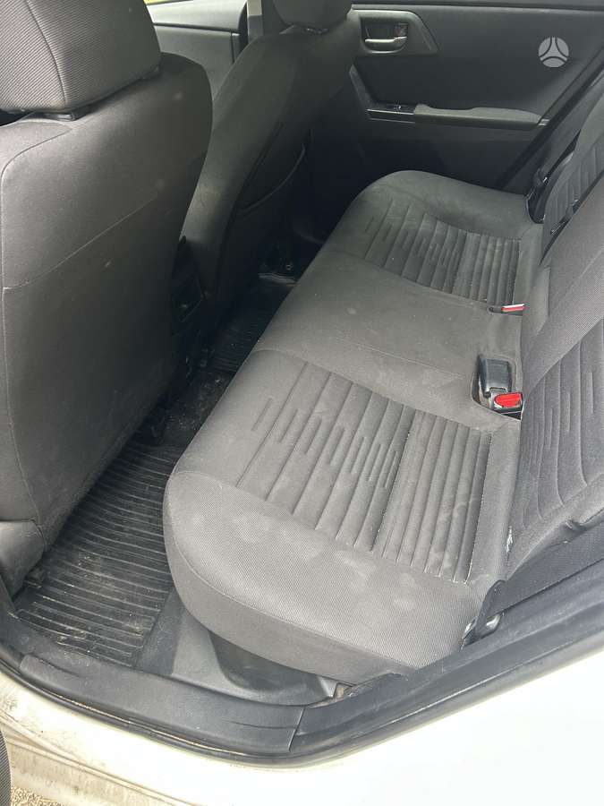 Toyota Auris - 5