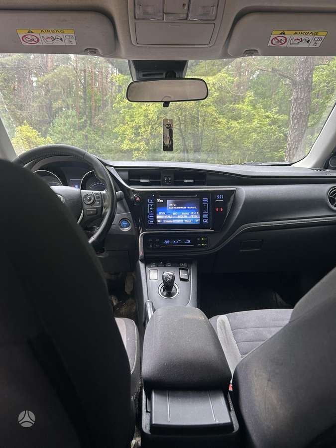 Toyota Auris - 8