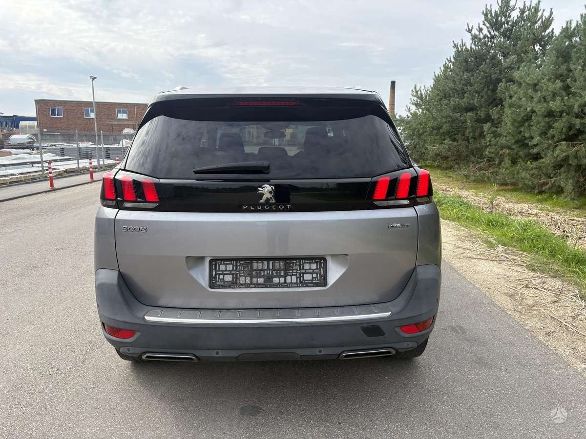 Peugeot 5008 - 4