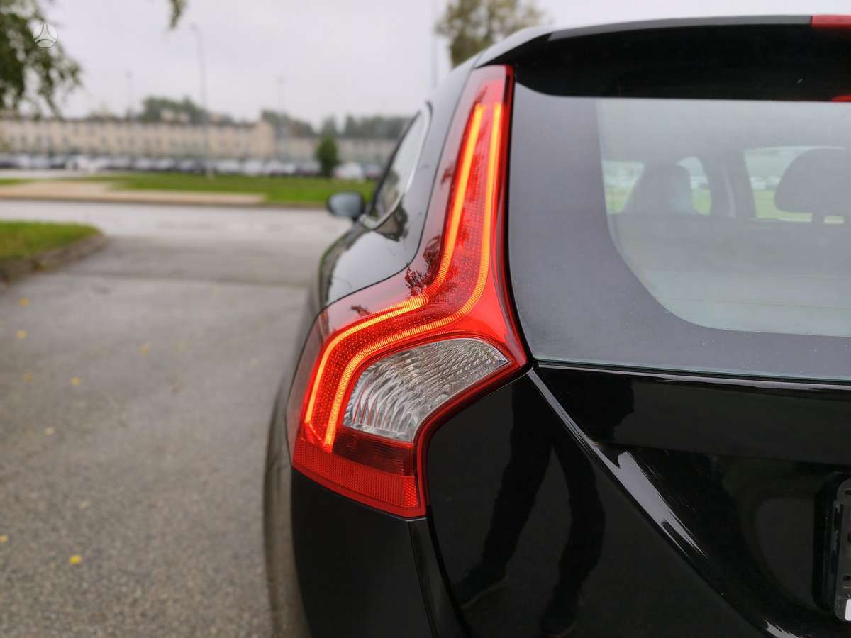 Volvo V60 - 9