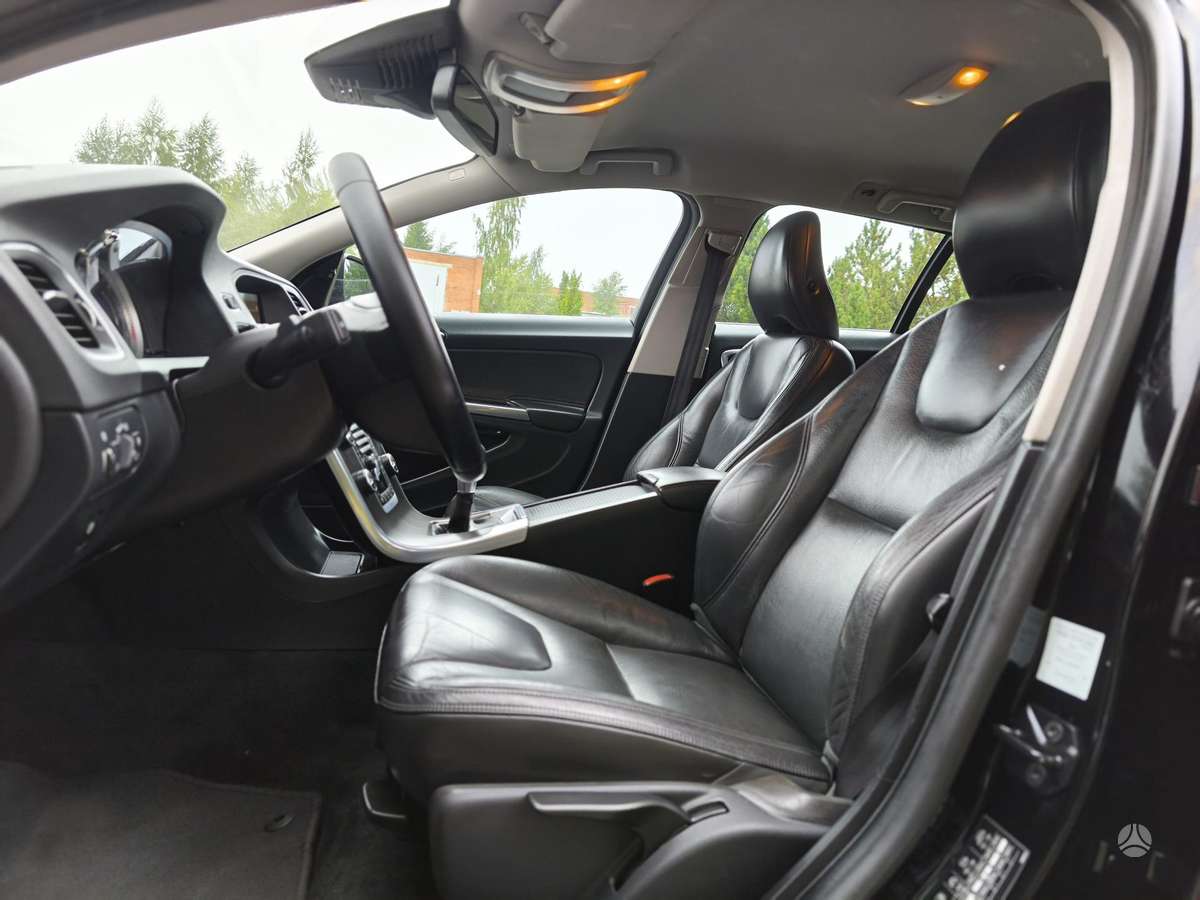 Volvo V60 - 12