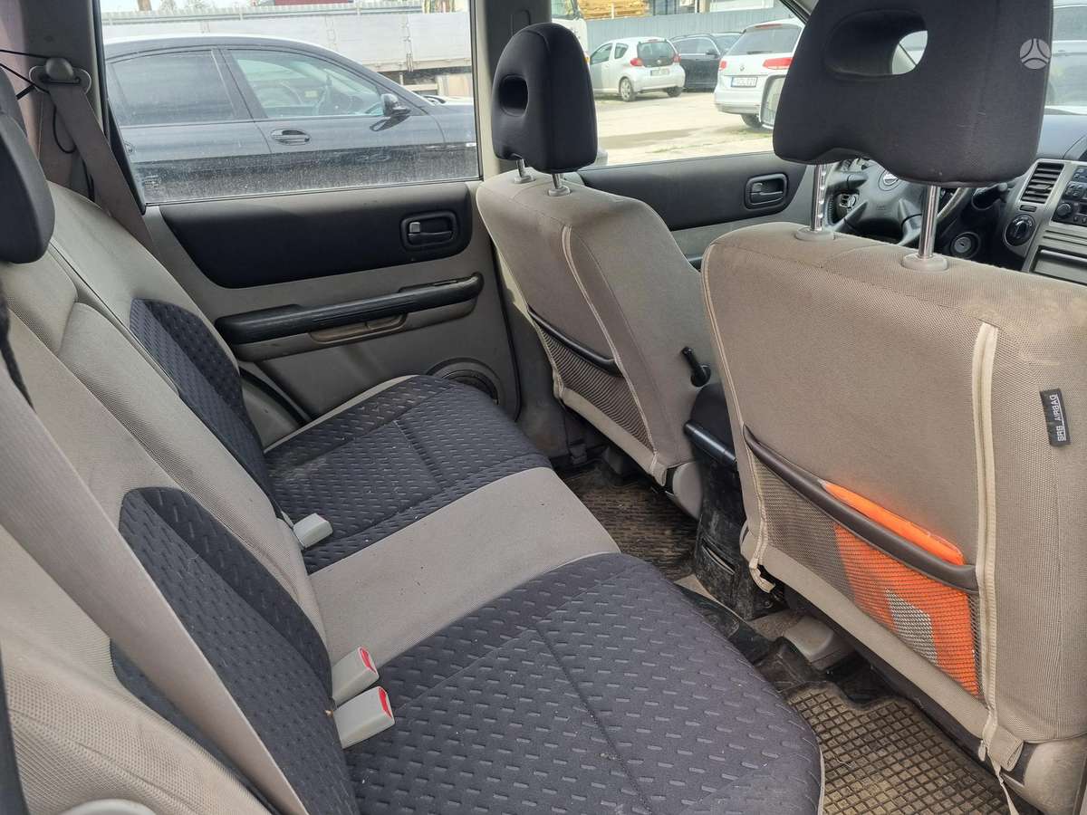 Nissan X-Trail - 7