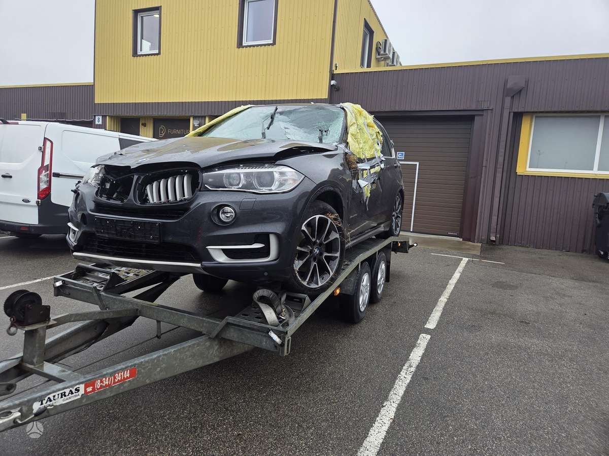 BMW X5 - 1
