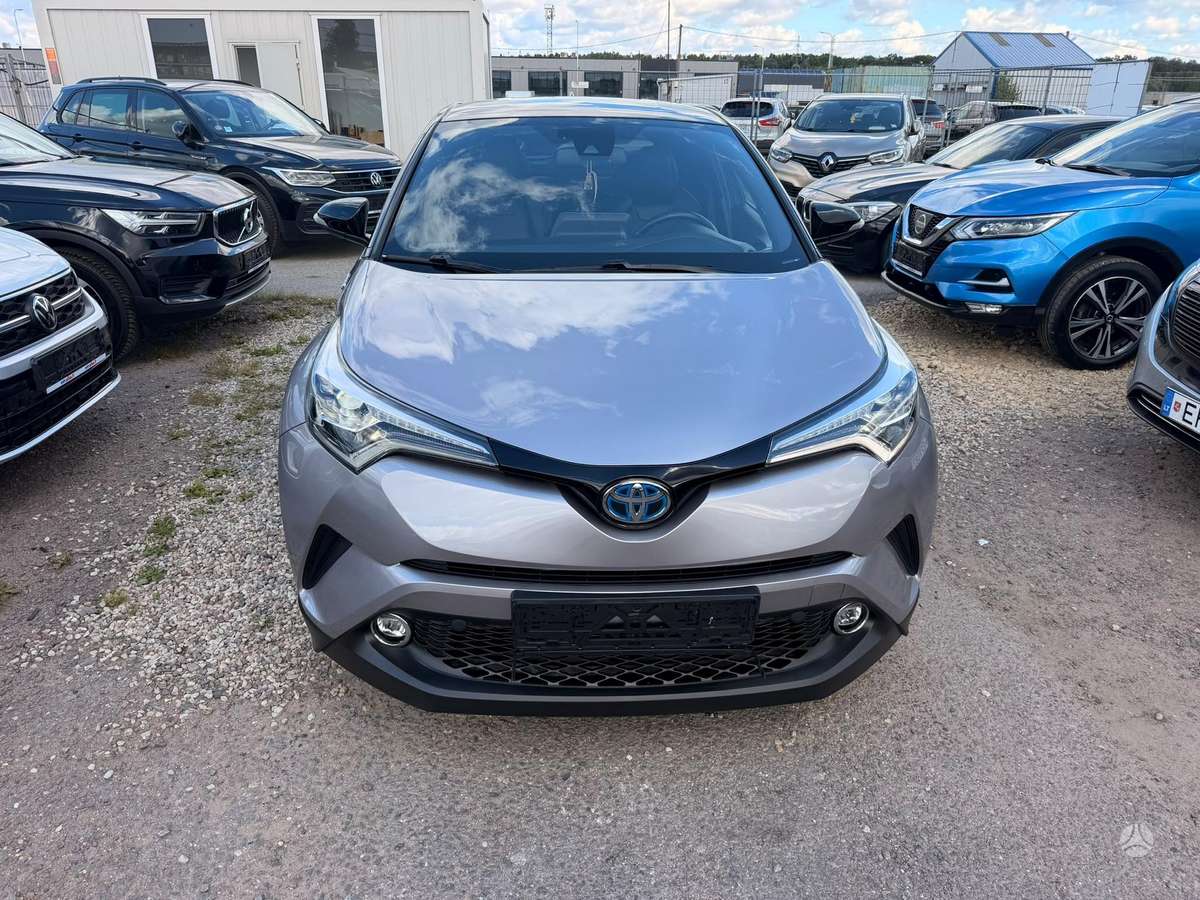 Toyota C-HR - 4