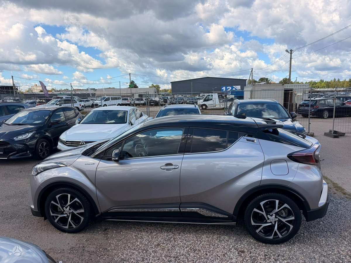 Toyota C-HR - 6