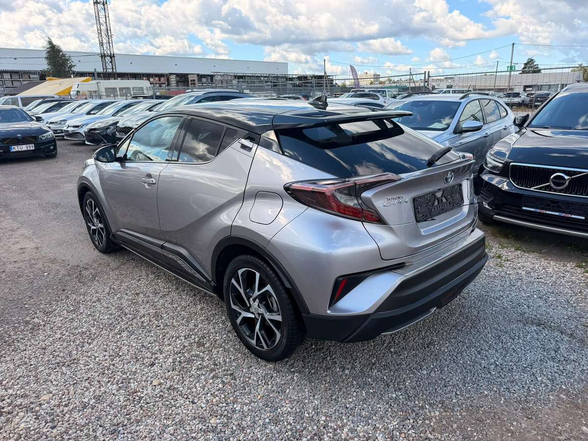 Toyota C-HR - 12