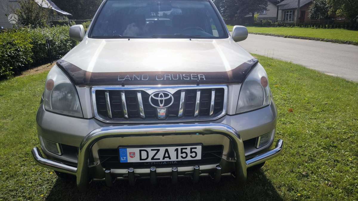 Toyota Land Cruiser - 2