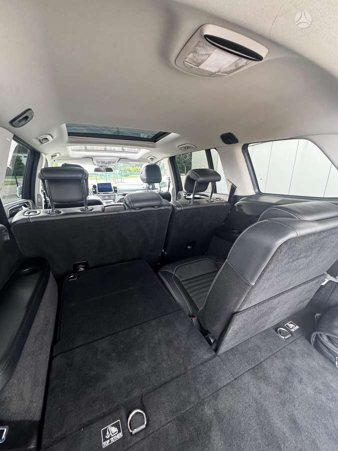Mercedes-Benz GLS350 - 1