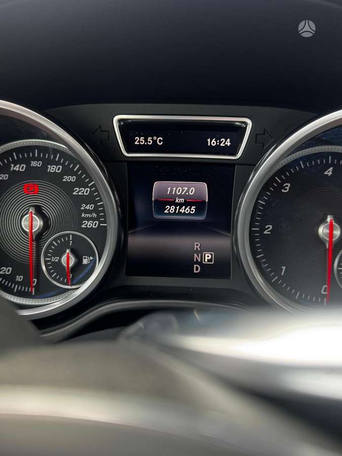 Mercedes-Benz GLS350 - 4