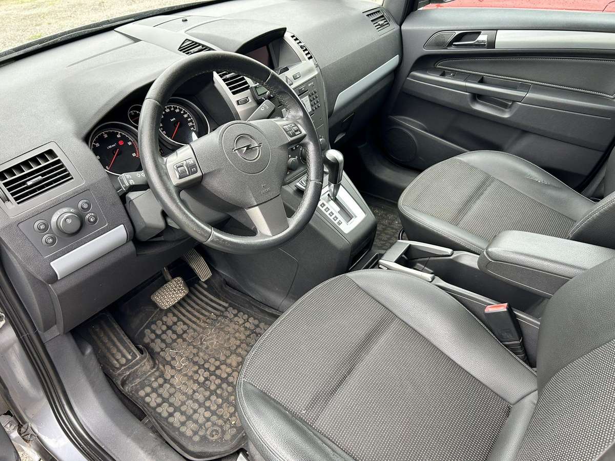 Opel Zafira - 7