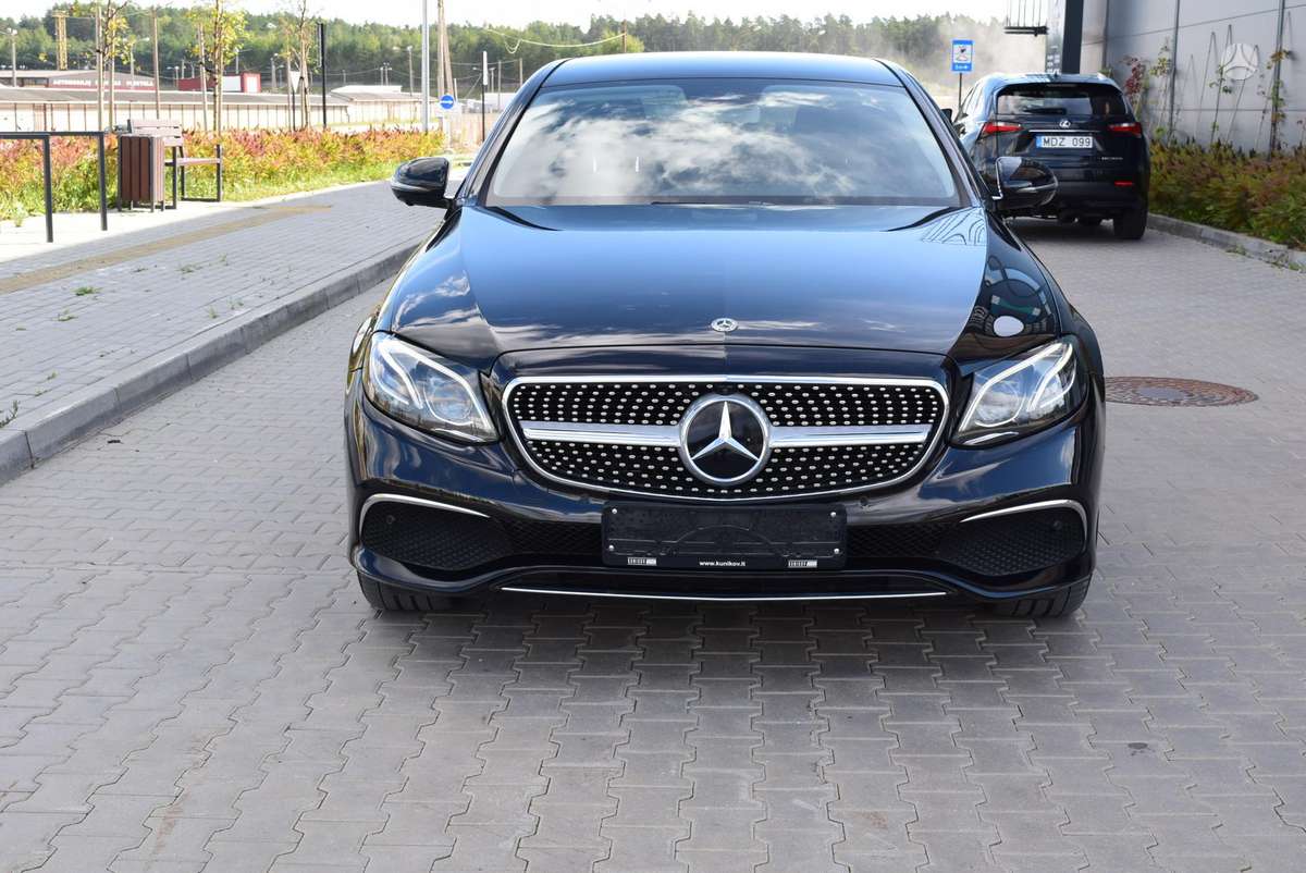 Mercedes-Benz E400 - 2