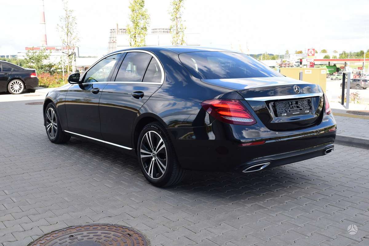Mercedes-Benz E400 - 5