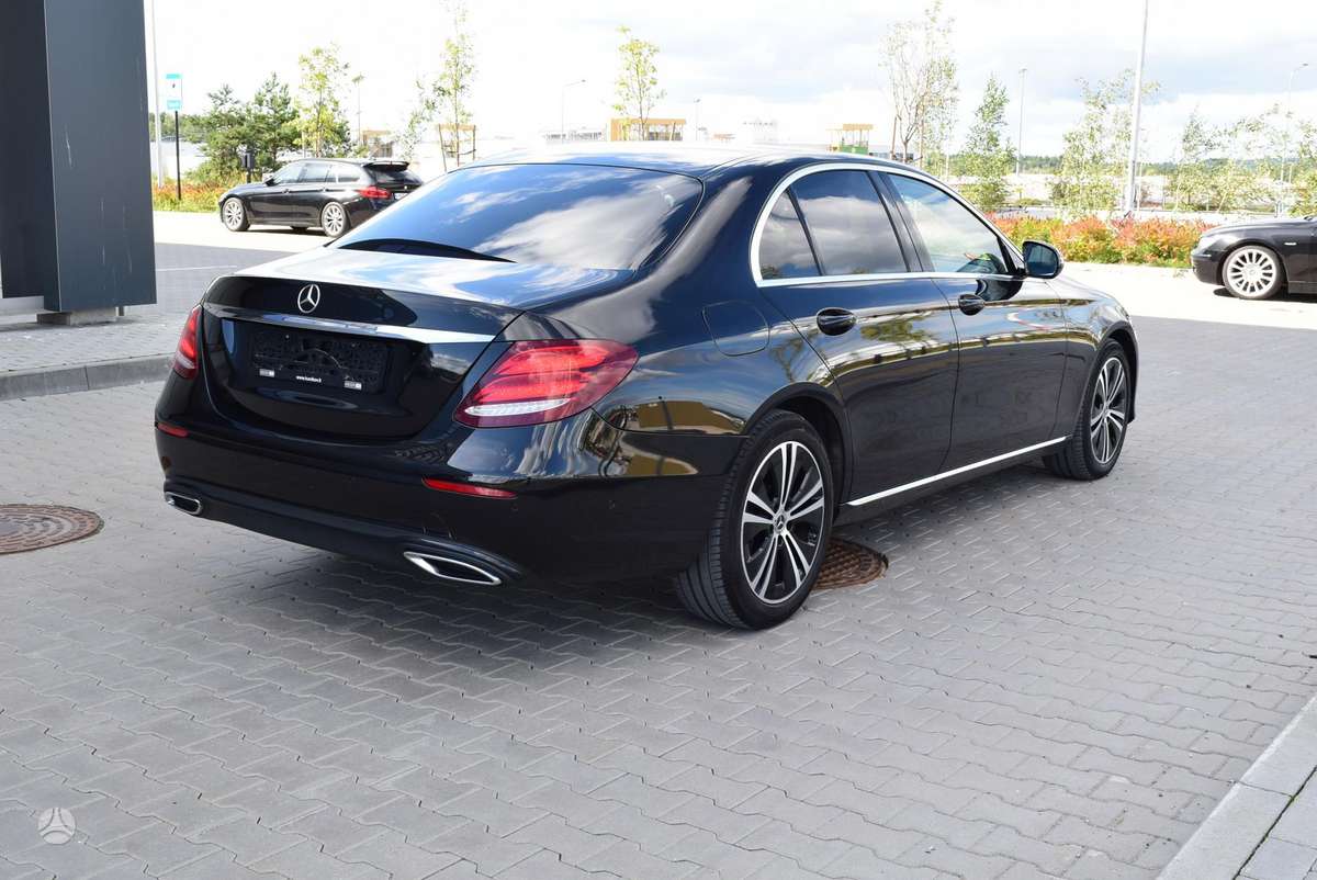 Mercedes-Benz E400 - 7